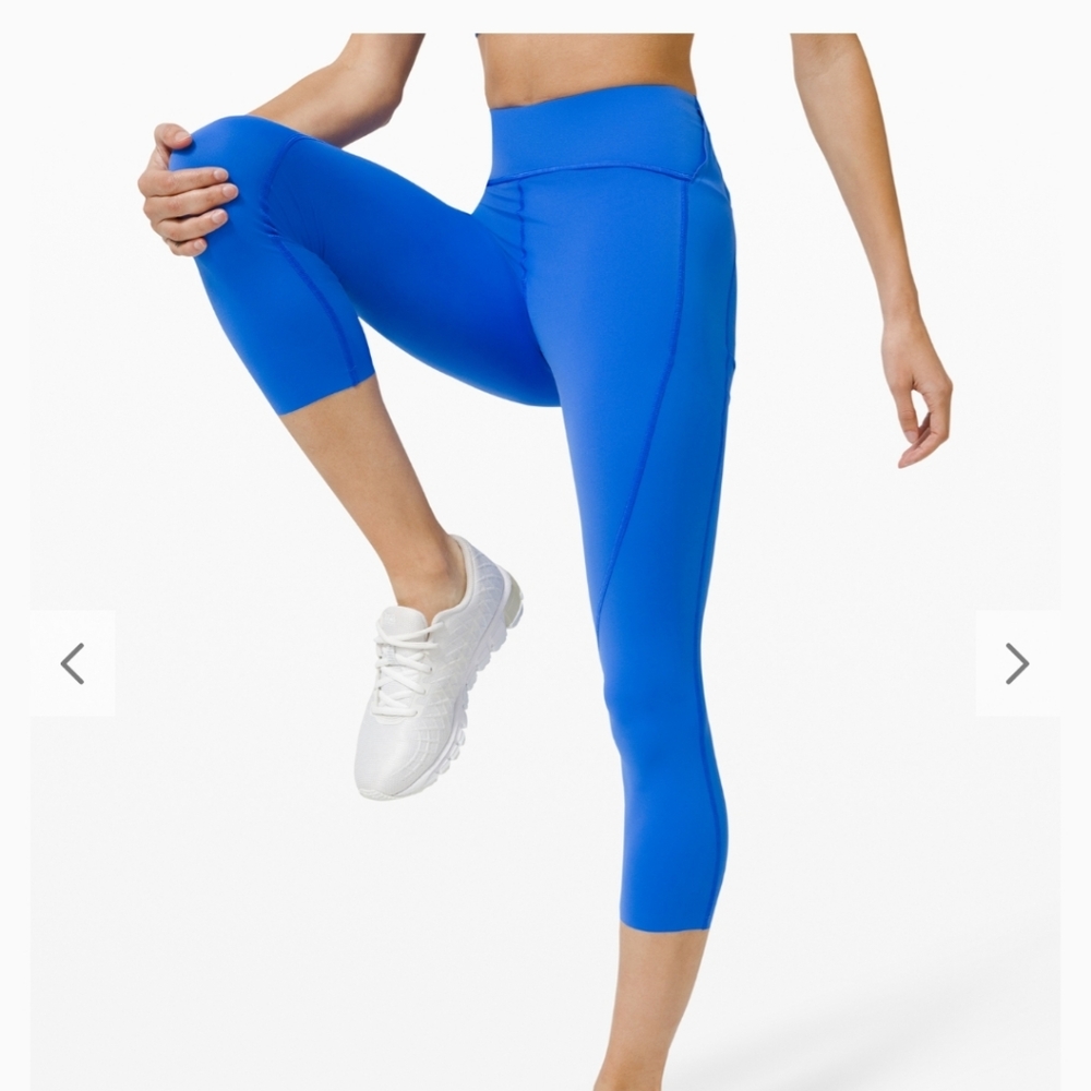NWT Free to Speed HR Run Crop 21 In Bluebell